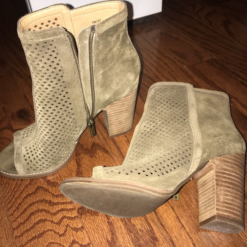 Lucky Brand heeled booties